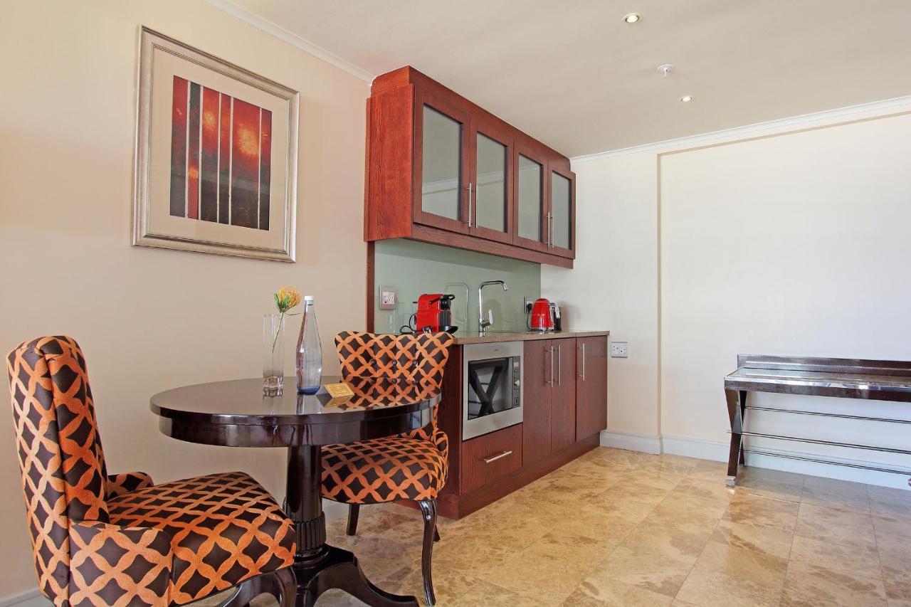 Taj Hotel Cape Town - Luxury 5 Star Suites - Very Spacious With Kitchenette, Lions Head Views 외부 사진